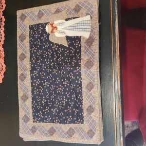 6 placemats nwot